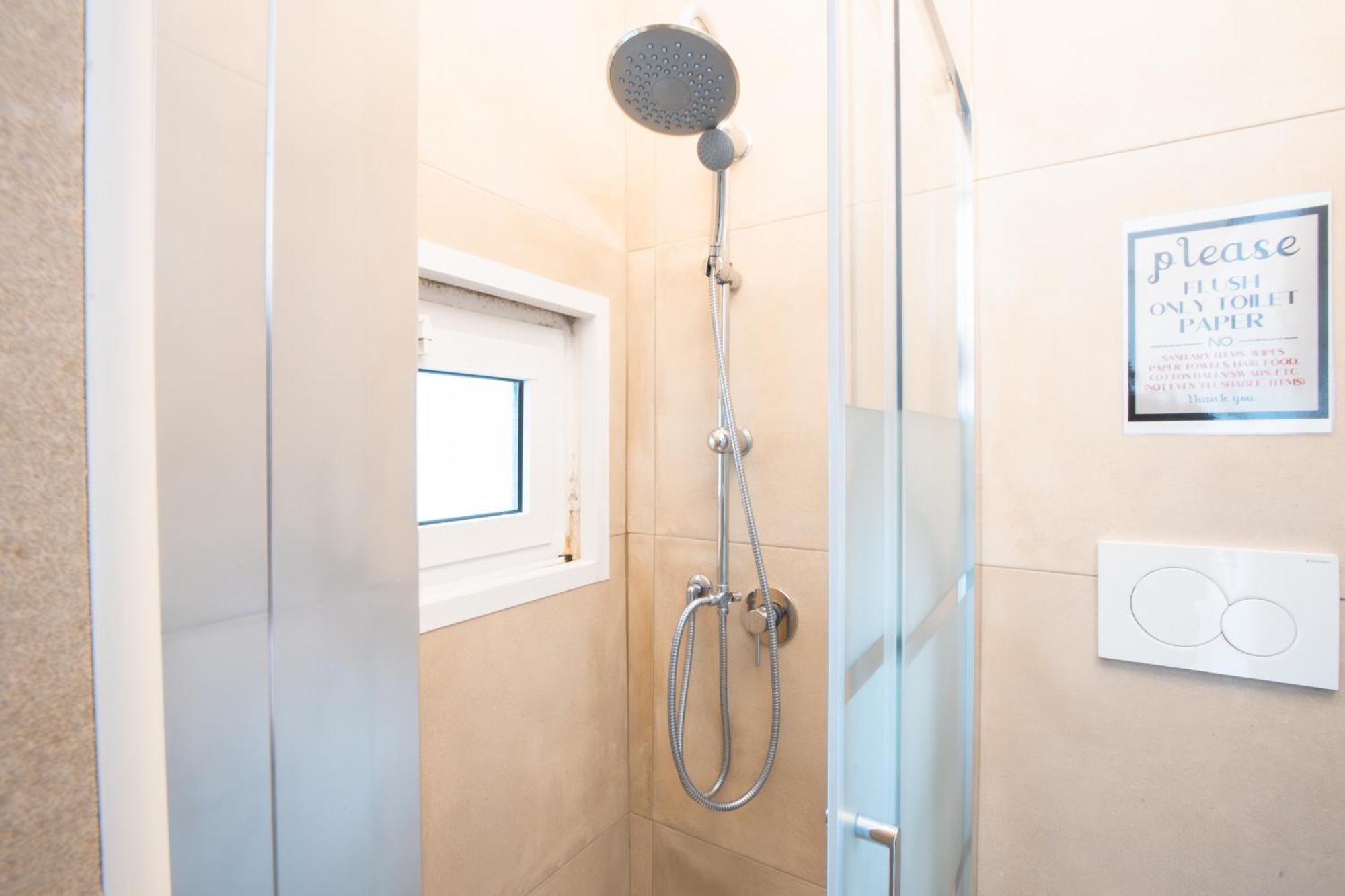 Karulli Home Bari Luaran gambar